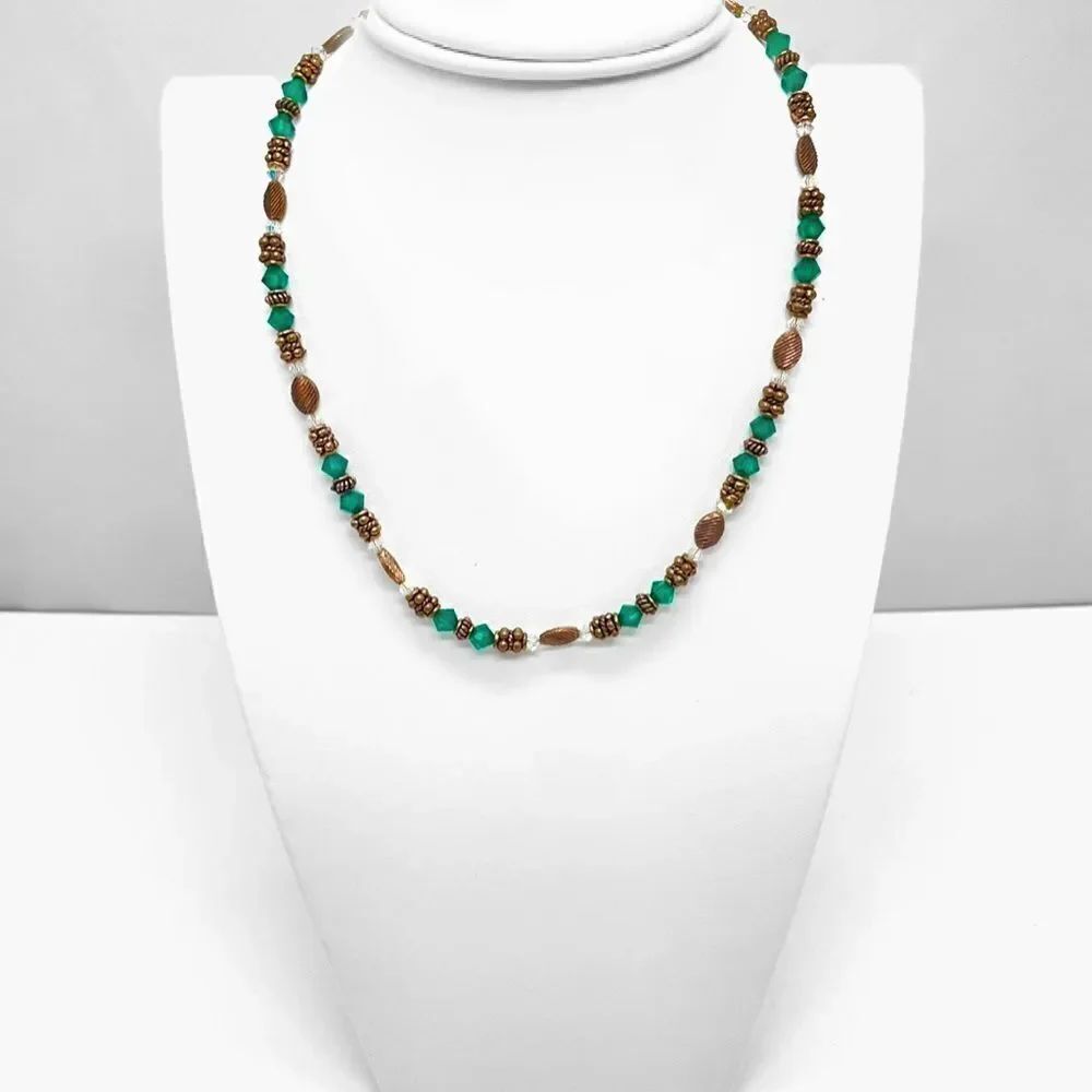 🍍3/$15🍍 Bronzed Crystal Bead Necklace